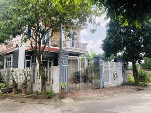 biệt thự tân phố hiến, lô góc 2 mặt đường, sẵn bt 3 tầng mới xây, nội thất cao cấp, dt 182m2, 13 tỷ