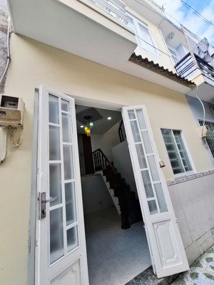 nhà (4x5m) giá 798tr ở ht35 hẻm thông ht49 quận 12 cách hẻm xe tải chỉ 15m gần nhà máy bia tiger