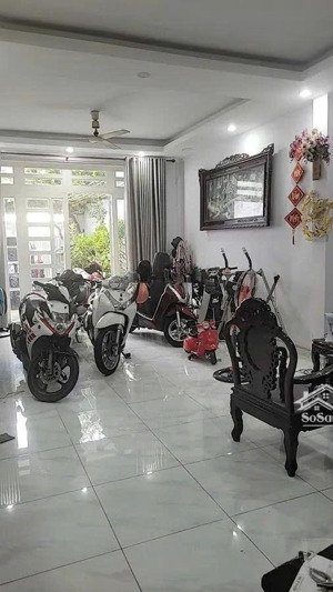 bán nhà mặt phố lê tấn quốc, tân bình, 25 tỷ, 132m2, view đẹp, nhiều tiện ích
