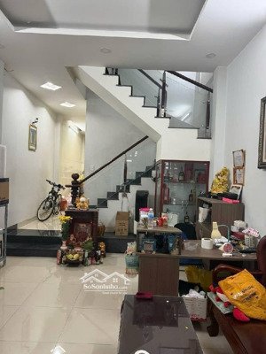 nhà 3 tầng sát mt hà huy giáp ngã tư ga quận 12 - 81m2 (4,2x20) - sẵn móng lên tầng - hơn 7 tỷ