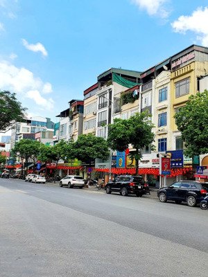 bán nhà phố hào nam - 170m - 4 tầng - mt rộng hơn 7m - xây tòa nhà khách sạn, văn phòng tuyệt đỉnh