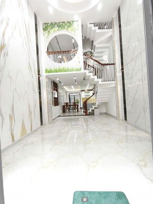 *** siêu phẩm nhà đẹp - sát khu bờ kè kênh tham lương -khu đô thị cực phát triển -55m2 - giá 6,8 tỳ