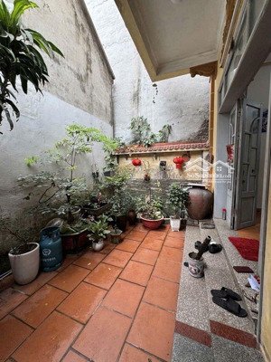 bán nhà khuyến lương 65m 3 tầng 100tr/m