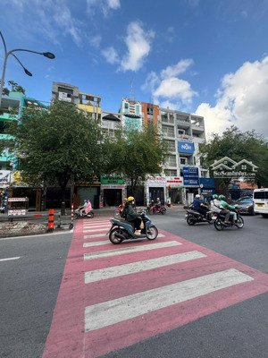 bán nhà mt đường hồng bàng ngay bv đại học y dược, quận 5, dt: 4 x 27m, giá 31 tỷ