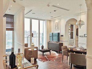 cho thuê 2pn cao cấp nt sang trọng , view landmark, vinhomes golden river