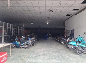 cho thuê kho vip gần sân bay. đường xe cont đêm. phù hợp chứa hàng, kho giao vận