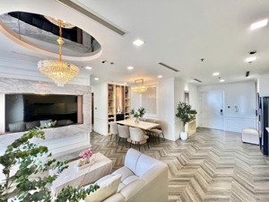 bán căn hộ 3pn kế đầu hồi khu park decor đẹp, nhà sẵn sổ, giỏ hàng 3pn tốt nhất vinhomes