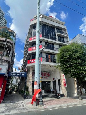 khan hiếm góc 2 mặt tiền phan đăng lưu - 11x19m -nhà 4 tầng -hđt : 170tr/tháng -giá về 65 tỷ