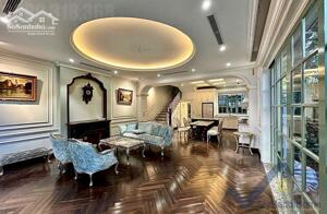 BÁN TÒA APARTMENT CAO CẤP MẶT PHỐ QUẢNG KHÁNH 200m2 vị trí đẹp 180 tỷ