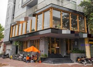 Bán lô góc mặt đường Quan Hoa, 3 mặt tiền kinh doanh, vỉa hè 4m, DT 86m2, MT 12m