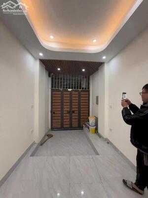 NHÀ VÕNG THỊ – 45m² x 6 TẦNG – THANG MÁY XỊN – NGÕ THÔNG THỤY KHUÊ – PHÒNG NÀO CŨNG CÓ ÁNH SÁNG TỰ NHIÊN