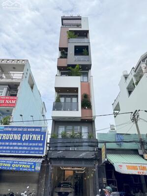 Bán Siêu Phẩm Nhà Phố có Thang Máy mặt tiền Đường Tân Sơn, Phường 12, Quận Gò vấp