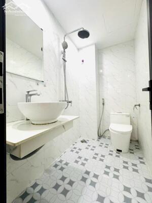 Cần bán gấp căn nhà đẹp Xuân Phương, S: 38, 4 tầng, 4 ngủ, giá 5.900 tỷ