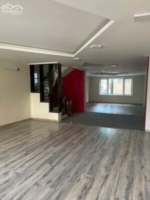 Bán nhà 60 m xây 7 tầng phố Tôn Đức Thắng có 16 phòng gia 23,8 ç