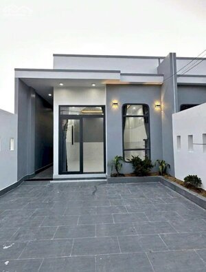 NHÀ CẤP 4 HOÀN THIỆN - TRẢ TRƯỚC 500TR DỌN VÀO Ở NGAY