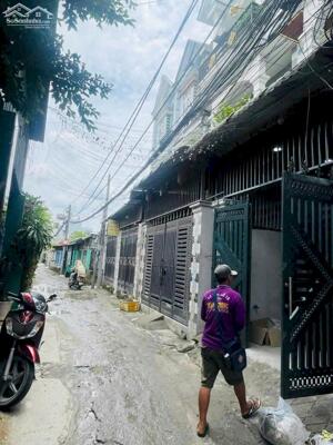 Nhà mới rất đẹp 1 trệt 2 lầu ô tô bon bon hiệp thành 07 quận 12