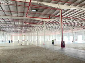 BÁN XƯỞNG KCN TÂN ĐỨC, HUYỆN ĐỨC HÒA, TỈNH LONG AN 13.260M2 GIÁ 80 TỶ XUẤT HÓA ĐƠN ĐỦ