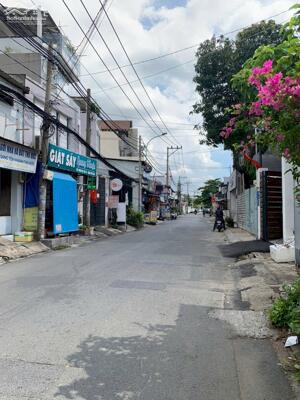 Căn Nhà Mặt Tiền Đường giao Đặng Văn Bi trung tâm Thủ Đức, sổ hồng 62m Bán Gấp