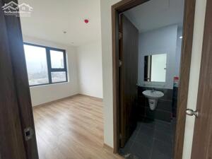 Cần nhượng lại căn hộ 70m2 dự án Nhà ở xã hội 384 Lê Thánh Tông view ngắm pháo hoa Vinhomes Vũ Yên