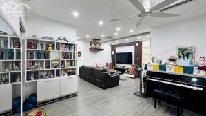 BÁN GẤP CĂN HỘ 137 NGUYỄN NGỌC VŨ - 113M2 -3 NGỦ - 2 VỆ SINH