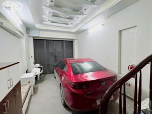 Cho thuê nhà ngõ ô tô Nguyễn Khang, Cầu Giấy, 65m2, 5 tầng, 24 triệu.