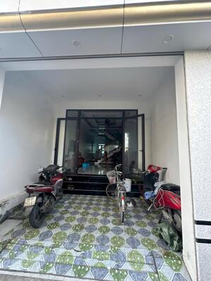 Bán nhà 3 tầng Độc lập tại Tiểu Trà, Hưng Đạo, Dương Kinh