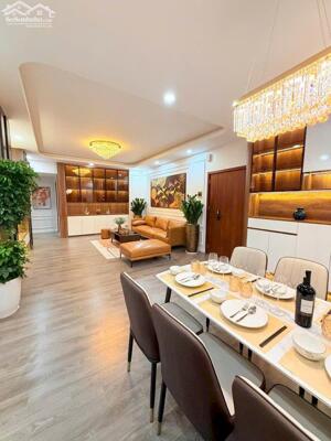 BÁN NHÀ MẶT PHỐ TÂY SƠN ĐỐNG ĐA DIỆN TÍCH 114M2 GIÁ CHỈ 43 TỶ