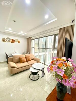 Cho thuê căn hộ 1 ngủ chung cư Minato