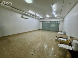 Cho thuê sàn văn phòng tầng 1 tại KĐT Waterfront