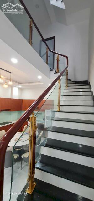 BÁN NHÀ MỚI ĐẸP Q12 CỰC HIẾM 135M2(5X27) 4 TẦNG, FULL NỘI THẤT. GIÁ RẺ