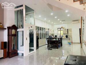Bán biệt thự Ngô Quang Huy, Thảo Điền, 201m² đất, 1 trệt 2 lầu, giá chỉ 85 tỷ