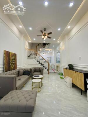 Bán nhà hẻm Xe Hơi Trần Hưng Đạo P.2 Q.5. DT: 3.8x14m. 3 lầu Giá: 14.5 tỷ TL