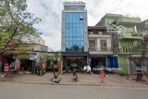 bán khách sạn 7 tầng mặt phố ngô gia tự - hđ thuê dài hạn gần 400 triệu/năm, 15 phòng , pccc đầy đủ