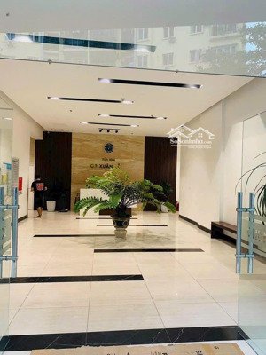 bán căn đế shophouse tòa chung cư c2 đỗ nhuận, cv hoà bình, dtsd 230m2, vỉa hè rộng, giá 8.5 tỷ