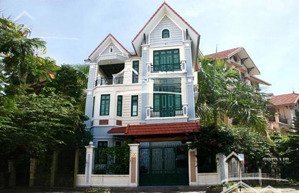 bán gấp biệt thự mỗ lao 150 mét hoàn thiện đẹp gí 37,5 tỷ lh mtg môi giới