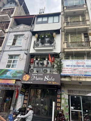 cho thuê nhà trung kính 50m2 4 tầng thông sàn, phố kinh doanh 26 triệu