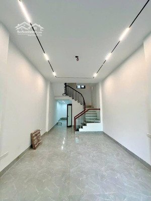 víp hồ tùng mậu nhà mới gần ô tô 38m 5 tầng hơn 8 tỷ