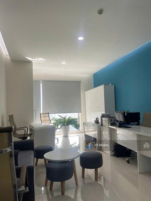 sốc chỉ 2.5 tỷ mua nhà phú mỹ hưng full toàn bộ chi phí - view hồ bán nguyệt, vị trí đẹp