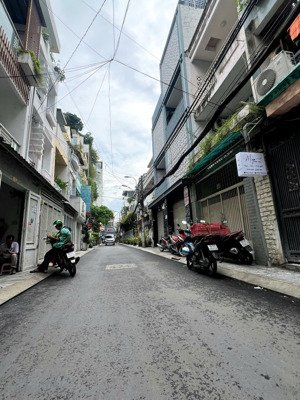 bán nhà 6 x 16m, 3 tầng ngay khu biệt thự vườn lan q10, hdt 60tr/tháng - giá: 34 tỷ tl