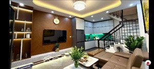 chính chủ bán gấp nhà đẹp trung tâm trần phú hà đông - ô tô đỗ cửa - full nội thất - ở ngay