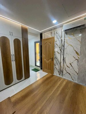 nhà mới đẹp sang khu chợ ga! dt 4x4.6m, kcx 3tst, căn góc 2 mặt, full nội thất, giá 4.9 tỷ tl