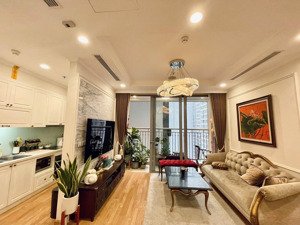 căn góc 2pn tầng trung hướng đông nam parkhill premium