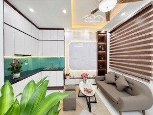 kim giang nhà 5 tầng mặt tiền 4,8m g.i.á chỉ 5,9tỷ