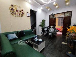 bán nhà võ chí công cầu giấy, ngõ thông, ô tô đỗ cách nhà 30m, nhà 3 thoáng, 53m2, 5 tầng, 10,5 tỷ