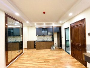 tòa apartment cực đẳng cấp 188m2x8t thang máy. nội thất cao cấp, pccc đạt chuẩn phố trần thái tông.