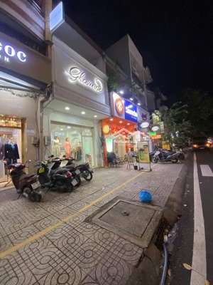 bán nhà hẻm xe hơi 339 lê văn sỹ, quận 3. dt: 5x20m, giá: 27 tỷ 500