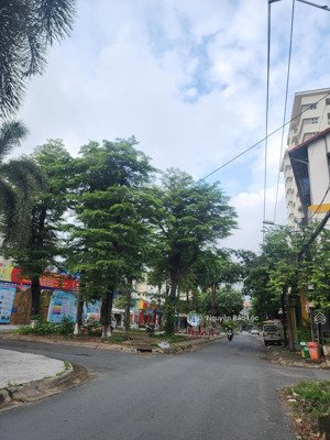 125m5 (ngang ~7m) biệt thự 3 tầng phước long b, ngay ubnd q9 cũ chỉ 13.x tỷ