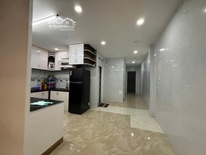 bán nhà hẻm ô tô 7m, đường 1a hoàng hữu nam, q.9. giá 7,8 tỷ (5mx27, xây lệch tầng đẹp, có sổ).