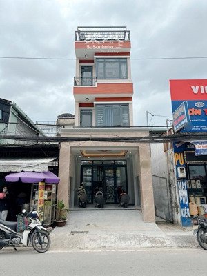 bán nhà mặt phố tại tân phong, quận 7, 14,5 tỷ, 80m2, chính chủ, kinh doanh buôn bán đỉnh.