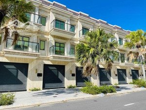 chính chủ bán sophouse lakeside đường 15m 3 tầng, -thô bên trong - hướng tây nam 100m2, giá 7 tỷ 65